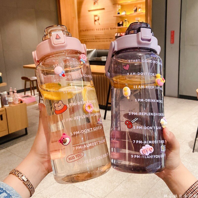 Large Capacity Water Cup 2000ml Space Cup Graduated Straw Male Female Outdoor Portable Plastic Water Bottle Sports Water Bottle