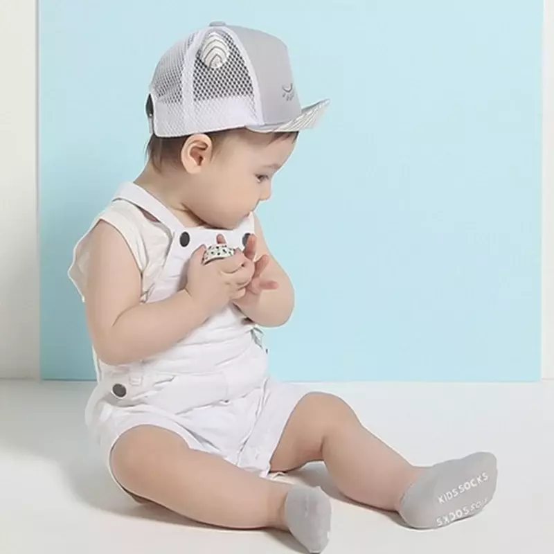 Meias de barco invisíveis infantis, meias de algodão antiderrapante para bebês menina e menino, coreanas