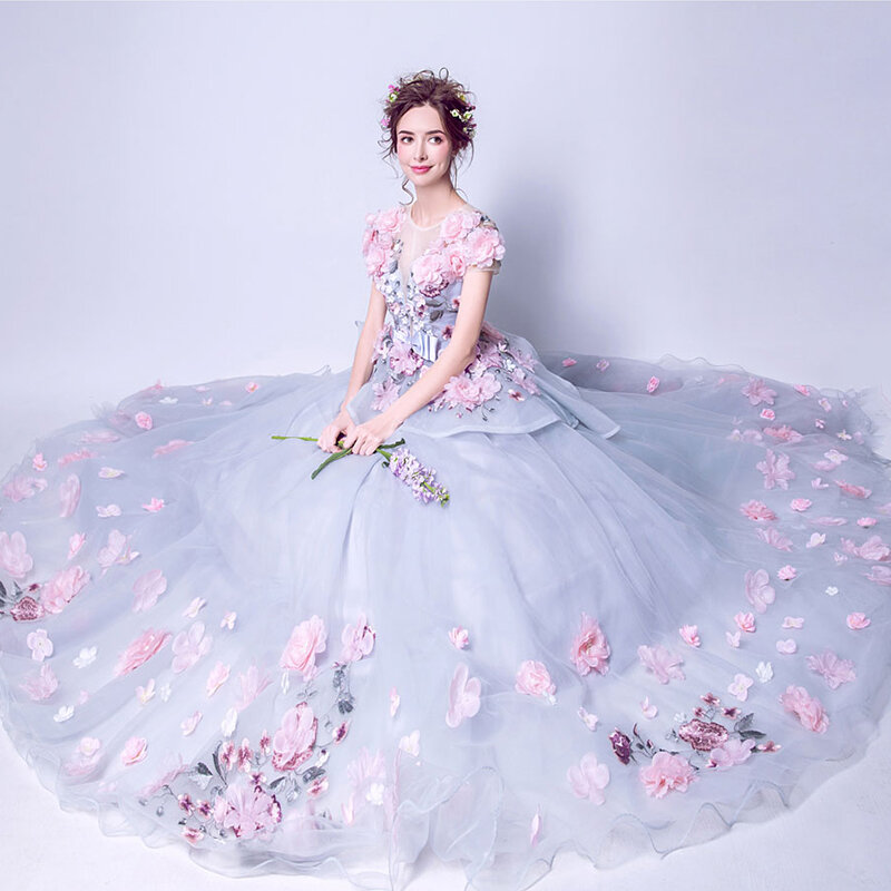 Gaun Quinceanera Abu-abu 2022 Gaun Prom 15 Manis Gaun Pesta Putri 2 In 1 Gaun Pesta 3D Bunga Merah Muda Organza Leher Tipis