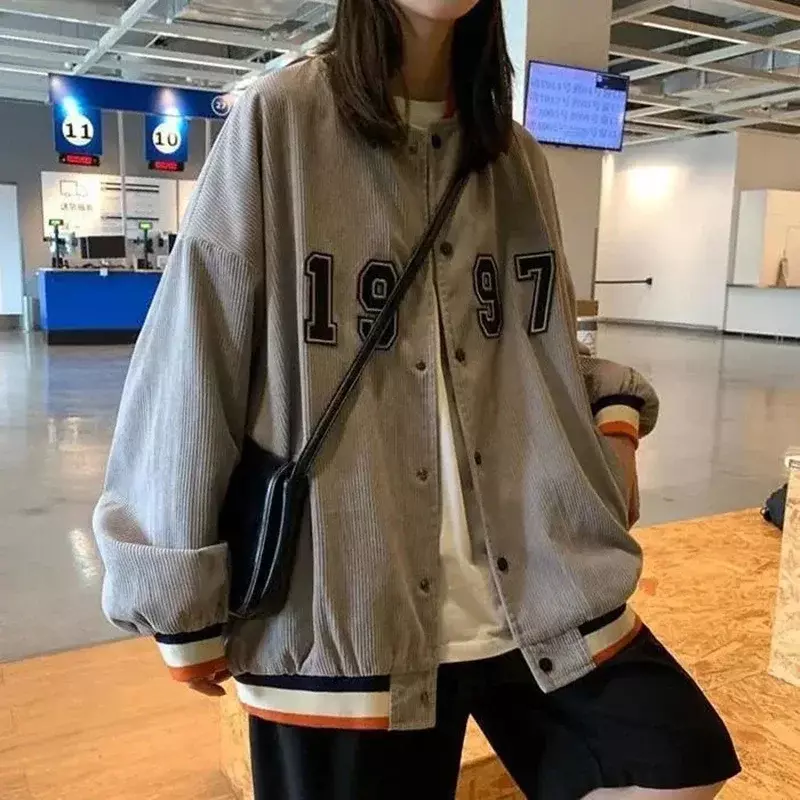 Jaket Bisbol Korduroi Wanita Mode Amerika Mantel Longgar Harajuku Jaket Olahraga Modis Retro Netral Kasual Musim Gugur 2022