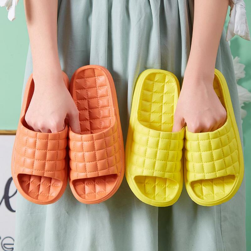 1 Pair Simple Home Slippers  Soft Sole Slip-on Indoor Slippers  Unisex Adults Summer Shower Slides