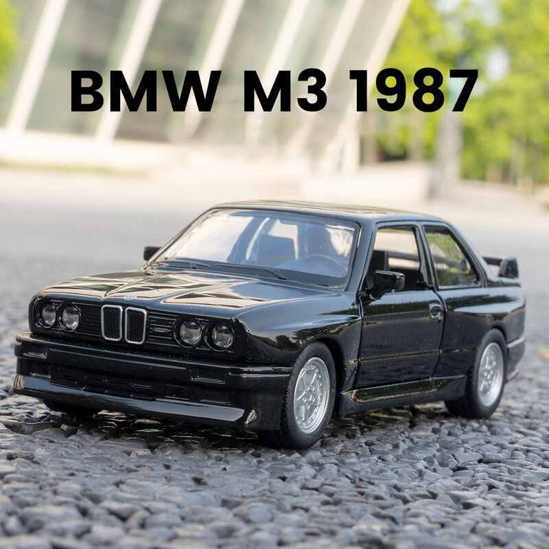 Model mobil mainan logam untuk anak-anak, mobil mainan logam paduan diecast BMW M3 E30 1987 Porsche 911 Turbo Audi Quattro BMW M4 1:36