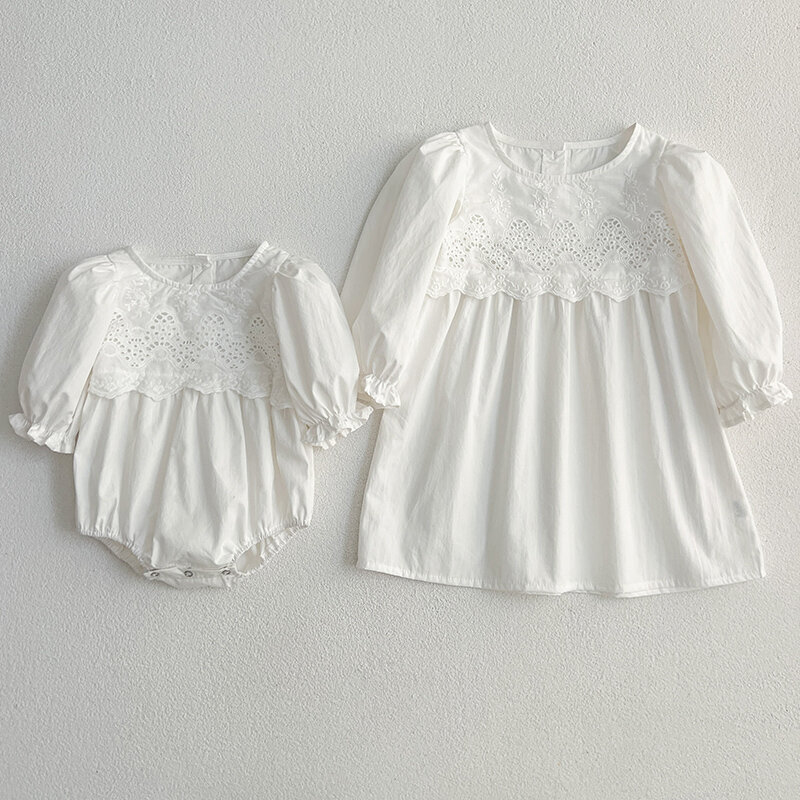 Baby Mädchen Kleidung Kleinkind Stram pler weiße Spitze Langarm Mädchen Kleid Familie passende Schwester Kleidung Herbst Frühling Kinder Kleidung