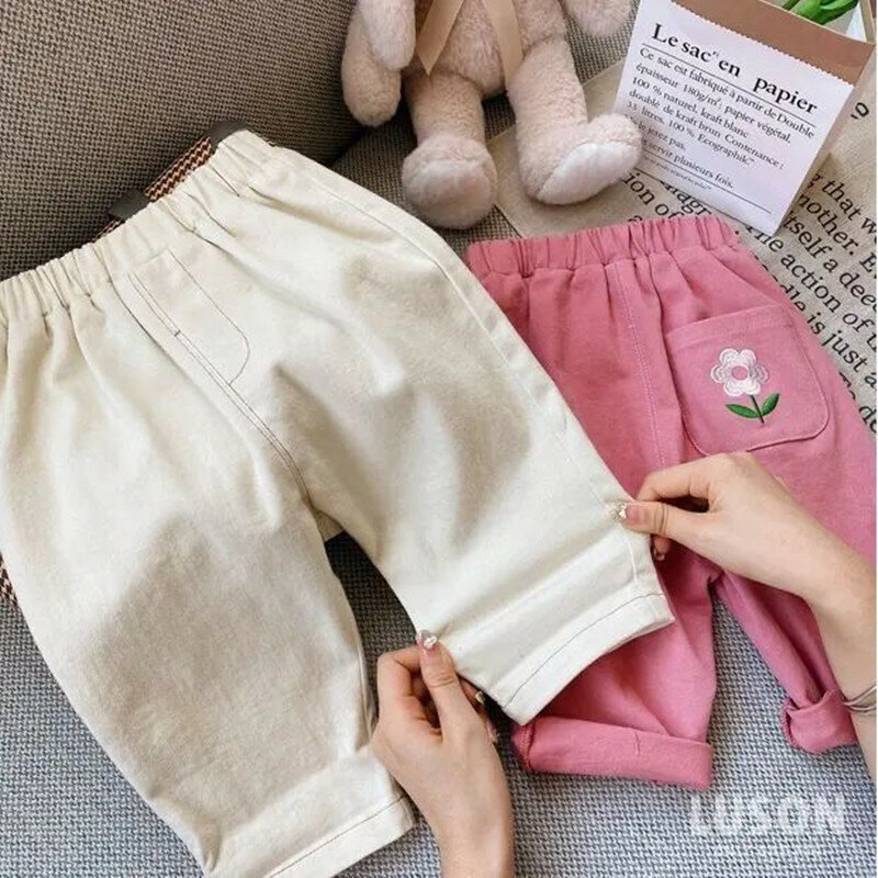الفتيات الطفل السراويل الربيع والخريف جديد للأطفال الترفيه القطن السراويل يرتدي طفل مطرز Trousers غير رسمية