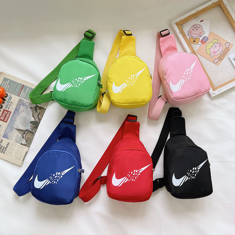 Bolsa esportiva coreana para crianças, bolsa pequena de peito, bolsa de ombro, bolsa cruzada para meninos e meninas, carteira zero, nova
