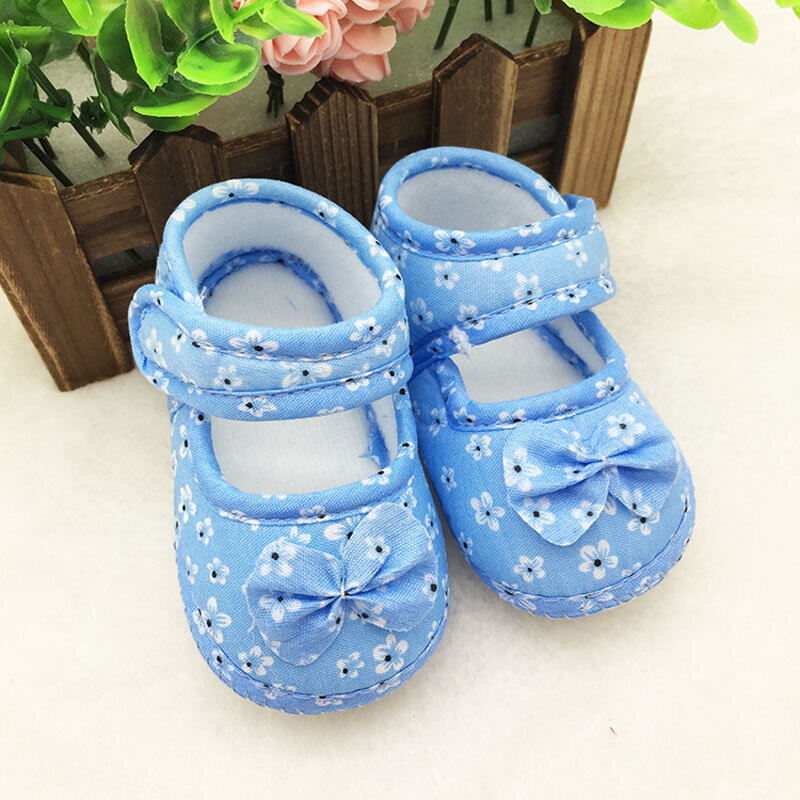 ทารกแรกเกิดแฟชั่นสีสบายๆรองเท้าเจ้าหญิงรองเท้านุ่มรองเท้าผ้าใบ0-18เดือนเตียงเด็กทารกรองเท้าเด็กรองเท้าใส่เดิน