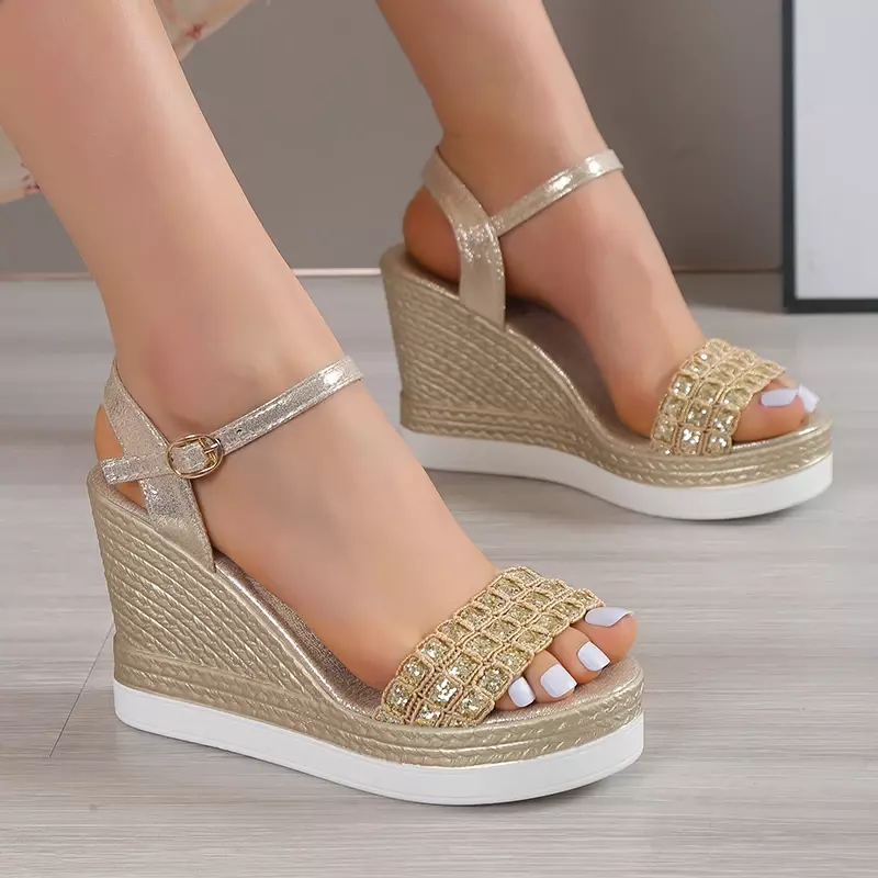 Sandal Wedge berkilau emas perak sandal Platform Chunky Strap gesper wanita sandal musim panas Non-Slip sol tebal Sandalias Mujer