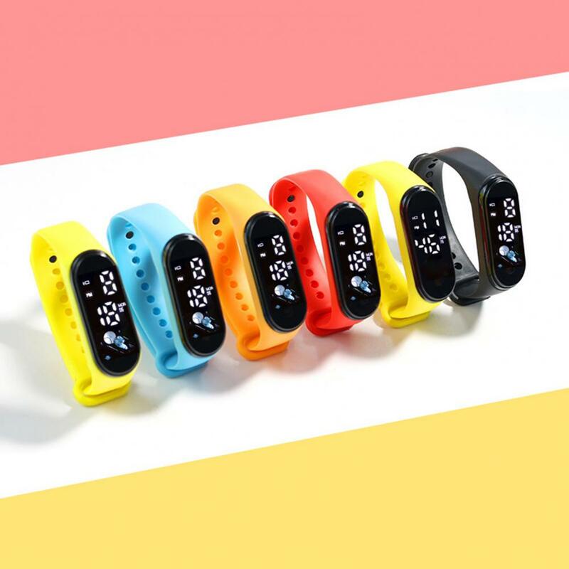 Dobry cyfrowy zegarek precyzyjny Timing wodoodporny jasny kolor wodoodporny wodoodporny elektroniczny zegarek na rękę dla dzieci