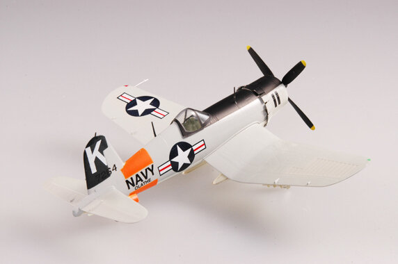 Easymodel-37240, Corsair Fighter, protector de la costa de Los Angeles, 1/72, ensamblado, acabado militar, modelo de plástico estático, colección o regalo