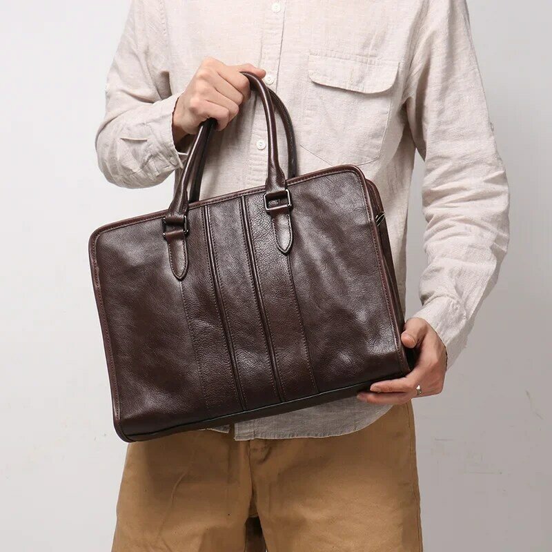 Tas kulit asli pria, kantung bahu kapasitas besar untuk bisnis dengan kompartemen Laptop
