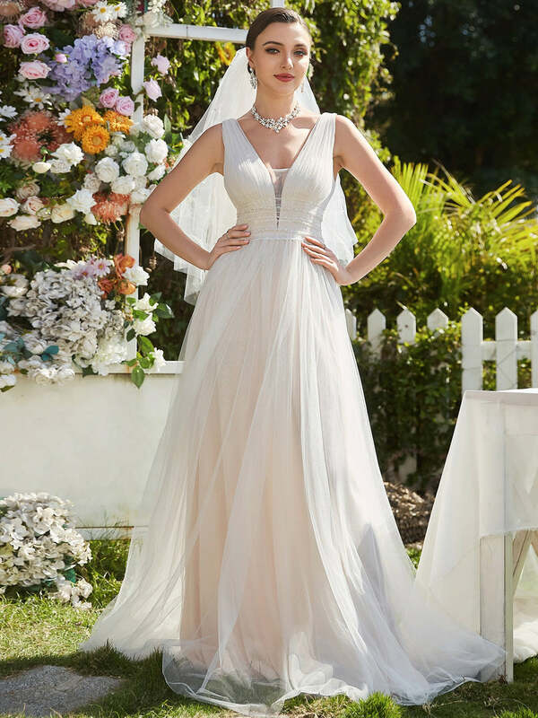Платье Свадебное ТРАПЕЦИЕВИДНОЕ без рукавов, с глубоким V-образным вырезом и открытой спиной