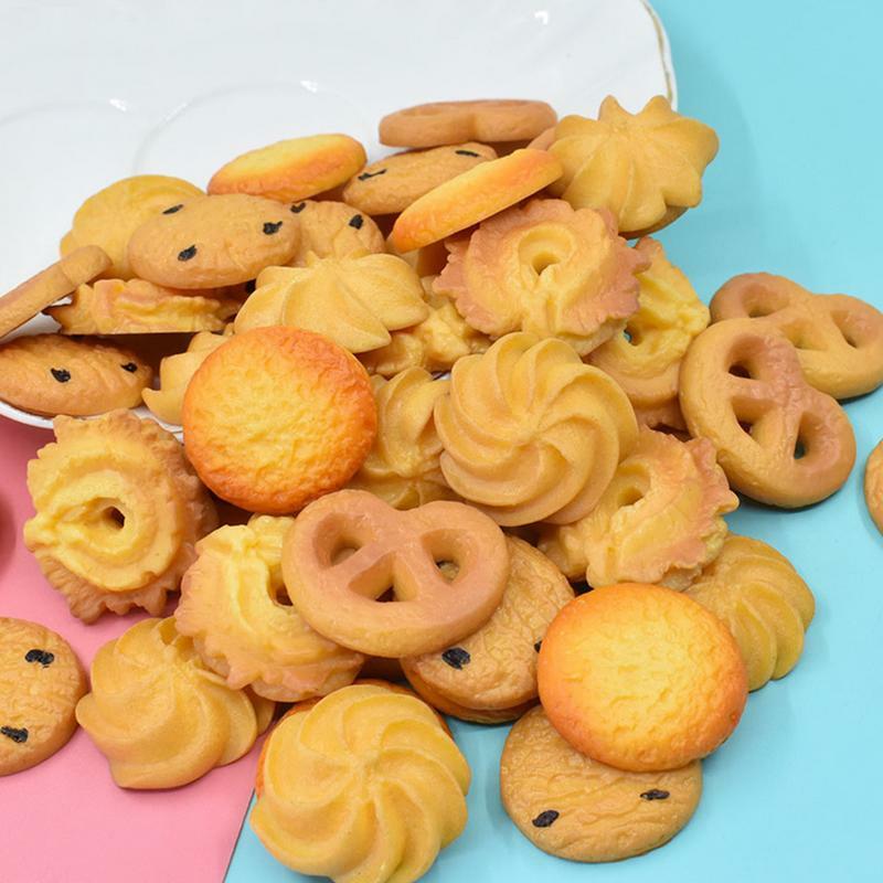 食品とクッキーのシミュレーション遊びのおもちゃ、偽の食品、写真の小道具、DIYのクッキーの遊び、キッチンアクセサリー