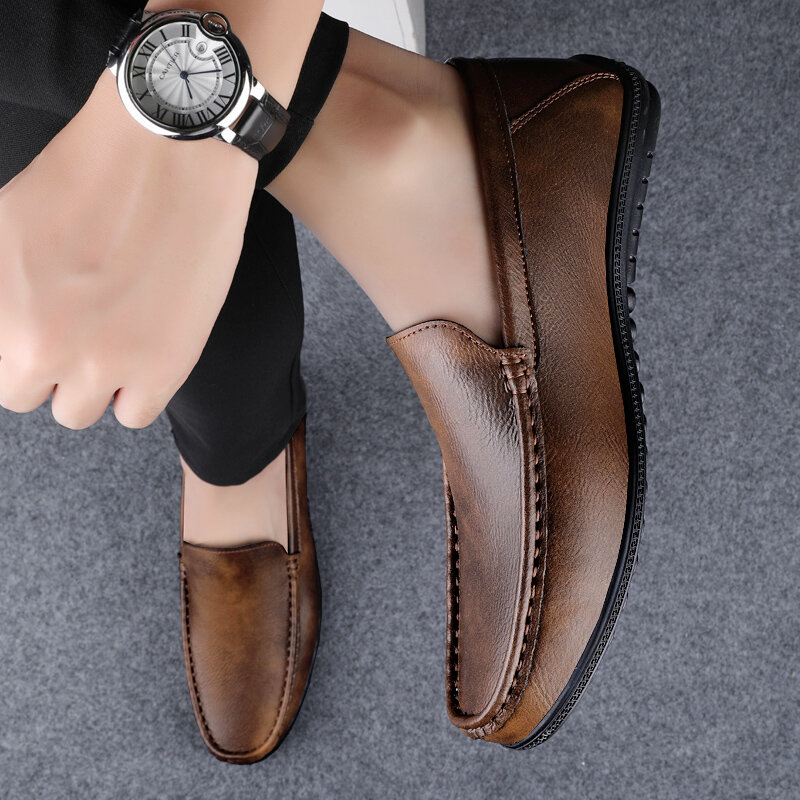 Wysokiej jakości męskie Retro brązowe mokasyny luksusowe męskie buty moda męskie wsuwane buty prawdziwa skóra biznes wszystkie dopasowane męskie płaskie