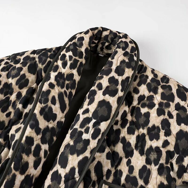Jaket wanita katun motif macan tutul, mantel katun wanita, pakaian luar, jaket hangat tebal, Saku, perca, kerah longgar, mantel katun, motif macan tutul, musim dingin, 2024
