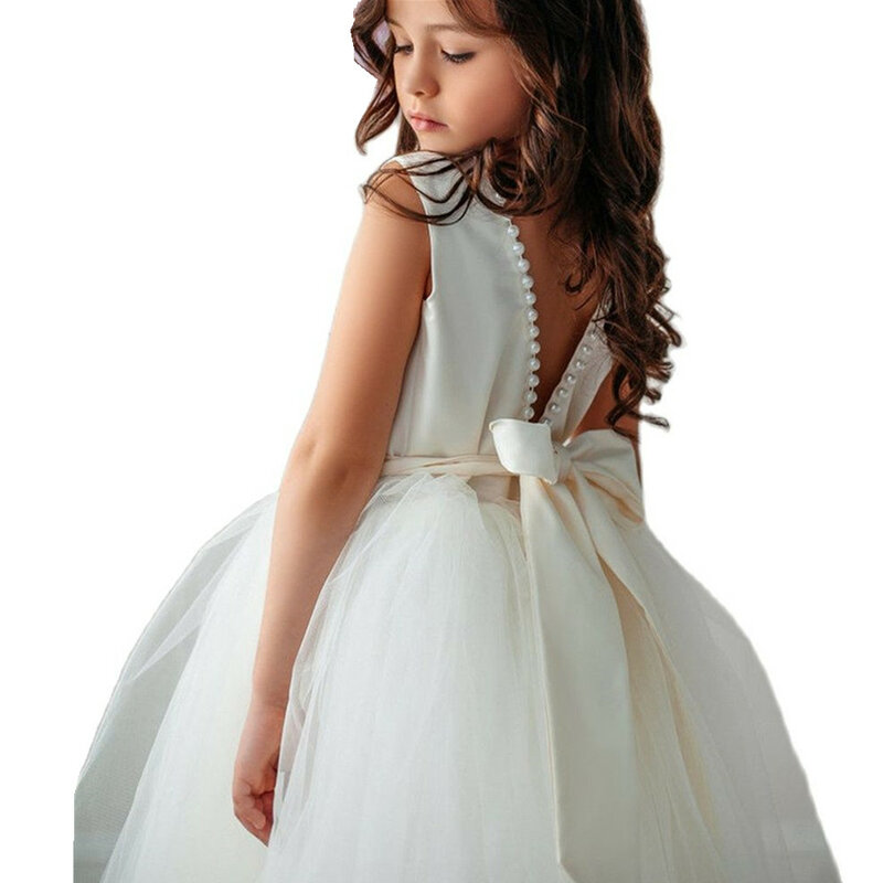 Backless Pearls Flower Girl Dress Trailer Puffy Wedding Party Gowns for Girl First Communion Dresses Eucharist Attended Princess