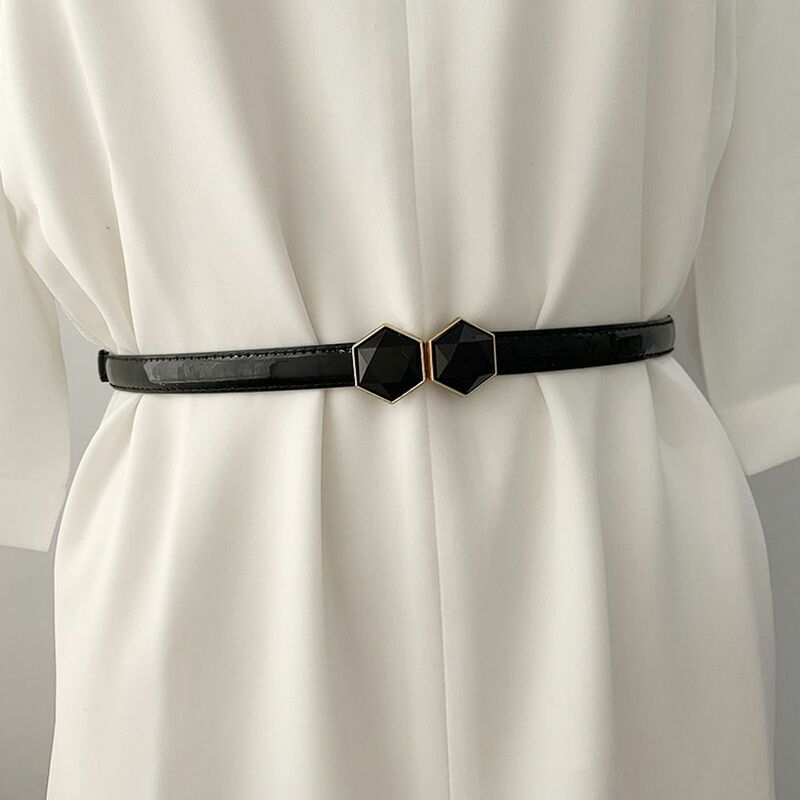 Cinturón fino de cuero PU para mujer, cintura delgada, hebilla de Metal, Color sólido, decoración de vestido de pantalón