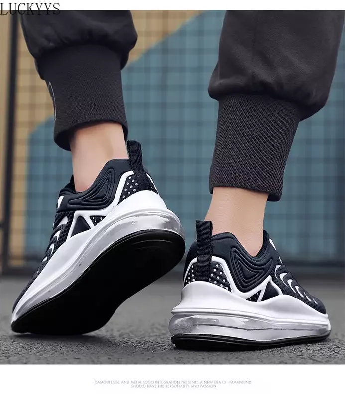 Sepatu pria tren baru sepatu olahraga pria sepatu kasual dengan bantalan udara sepatu trendi Sneakers untuk pria sepatu Platform