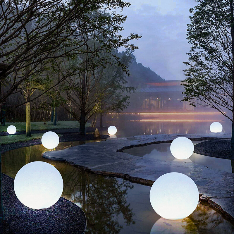 ลูกบอลลอยน้ำ LED RGB ลูกบอลกันน้ำพร้อมรีโมทควบคุมตกแต่งสระน้ำกลางแจ้ง