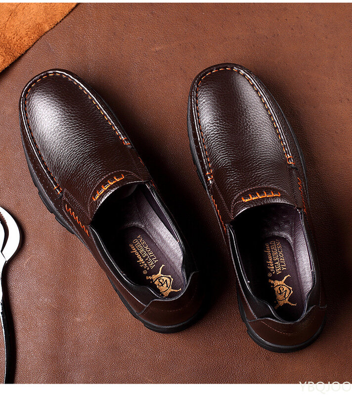 Zapatos informales de piel auténtica para hombre, mocasines suaves de cuero de vaca, calzado sin cordones, color negro y marrón, novedad