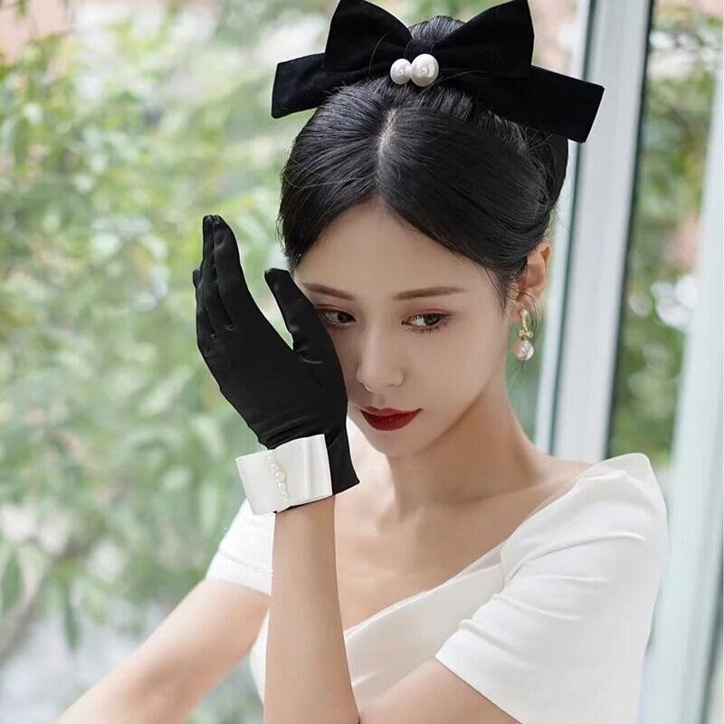 Women Black Princess Retro Style Photo Shoot Cosplay Dinner Party Pearl Decoration Satin Gloves Stage Performance Etiquette