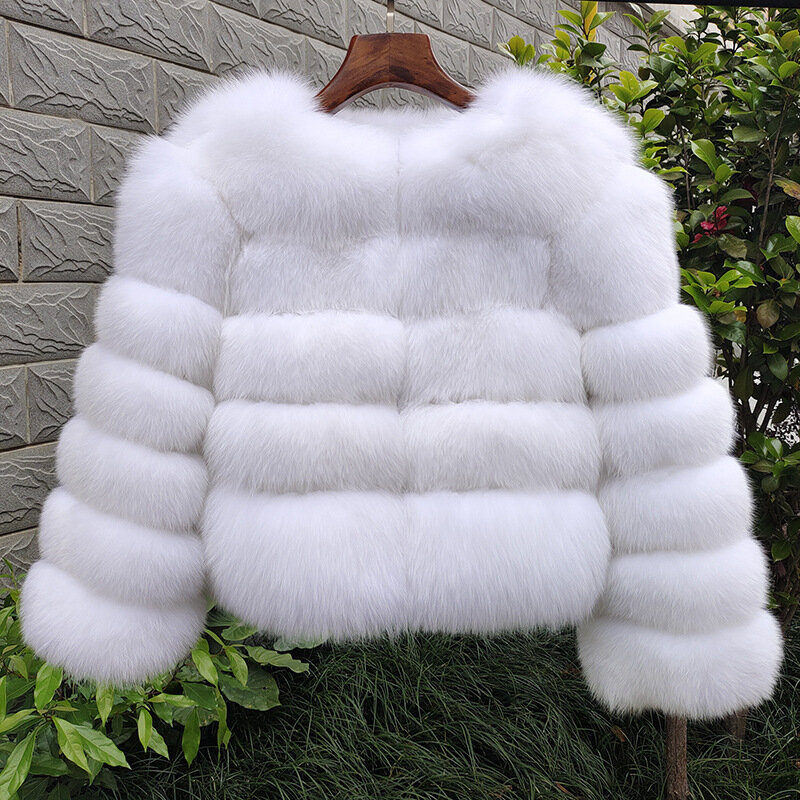 Autumn and winter fox fur detachable sleeves, fashionable slim fit short fur coat for women
