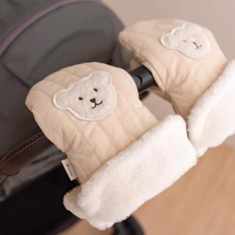 Urso desenhos animados luvas carrinho bebê à prova crianças scooter luvas resistente desgaste aquecedor