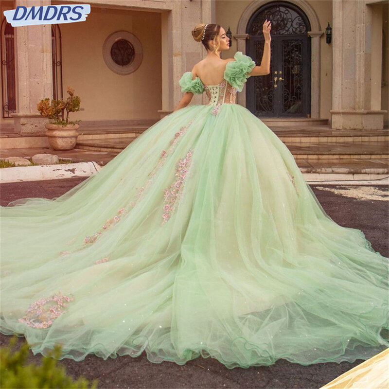 Gaun pesta putri romantis gaun Quinceanera menawan klasik 3D bunga applique payet dengan jubah manis 16 gaun