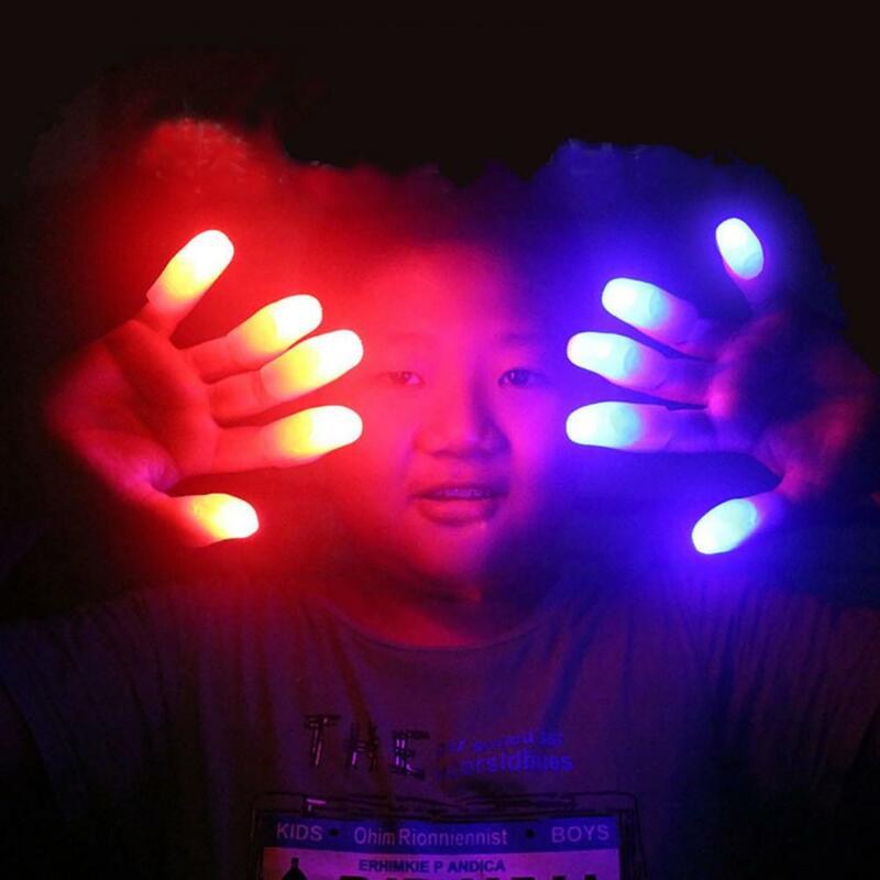 2 pezzi lampeggianti trucchi magici pollice luce dito alimentato a batteria colorato partito LED Thumb Light Magic Prop