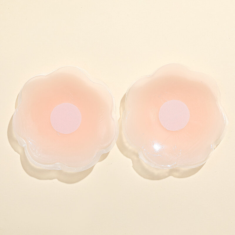 4 pary silikonowych naklejek na sutek z miseczkami na piersi Anti Silp osłona na sutek podkładki niewidoczne dla kobiet wielokrotnego użytku biustonosz wkładki na persi naklejka na klatkę piersiową