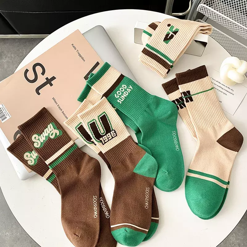Осенне-зимние новые носки, женские носки зеленого и кофейного цвета в японском стиле колледжа, спортивные и повседневные модные носки