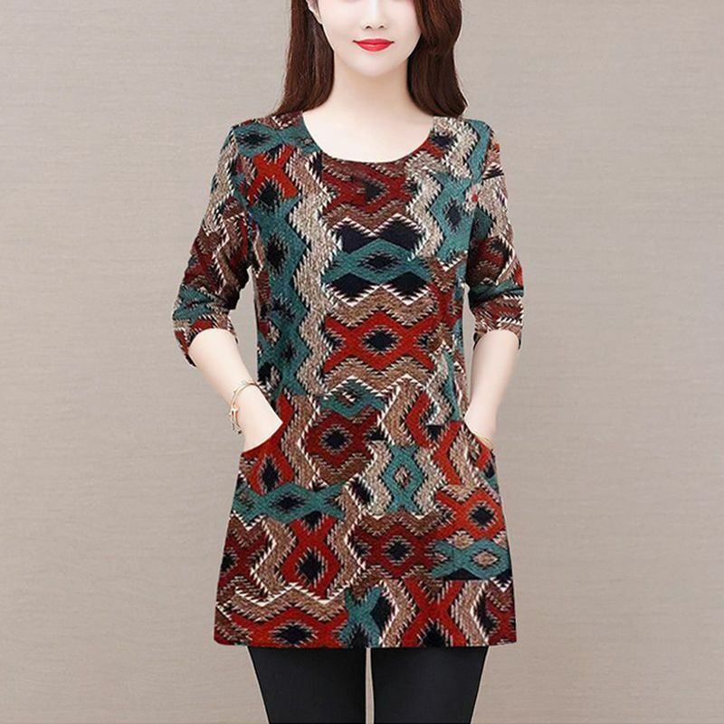 Spring and Summer New Middle-aged Women's Round Neck 2024 Thin Long Sleeved Geometric Printed Pocket Fashion Casual Bottom Tops