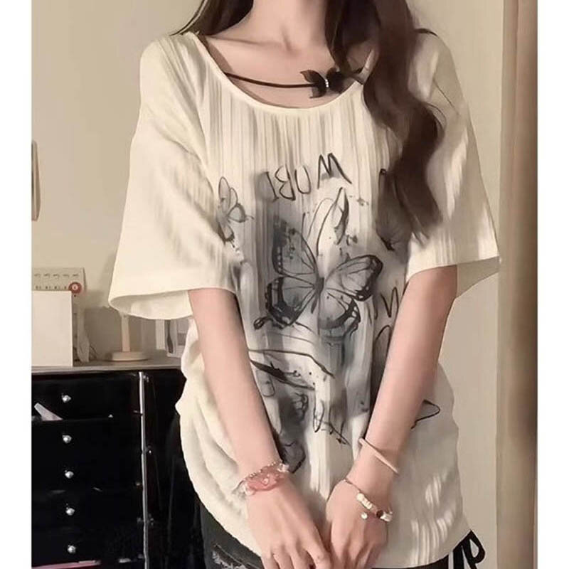 女性のための蝶のオーバーサイズのTシャツ,女性の半袖Tシャツ,ラウンドネックの韓国の服,ヴィンテージのトップス,夏,2024
