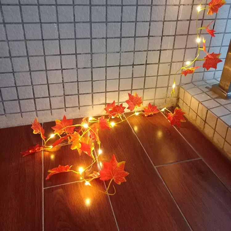 Guirxiété solaire de feuilles d'érable artificielles, lumière dégradée LED, décoration de Noël, fête de Thanksgiving, décor de bricolage, Halloween, automne, 10m