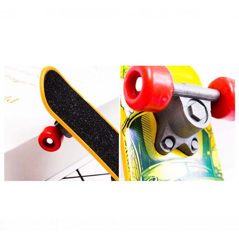 3 buah mainan papan seluncur profesional Mini mainan skateboard plastik olahraga jari keren mainan ujung jari kreatif untuk dewasa dan anak-anak