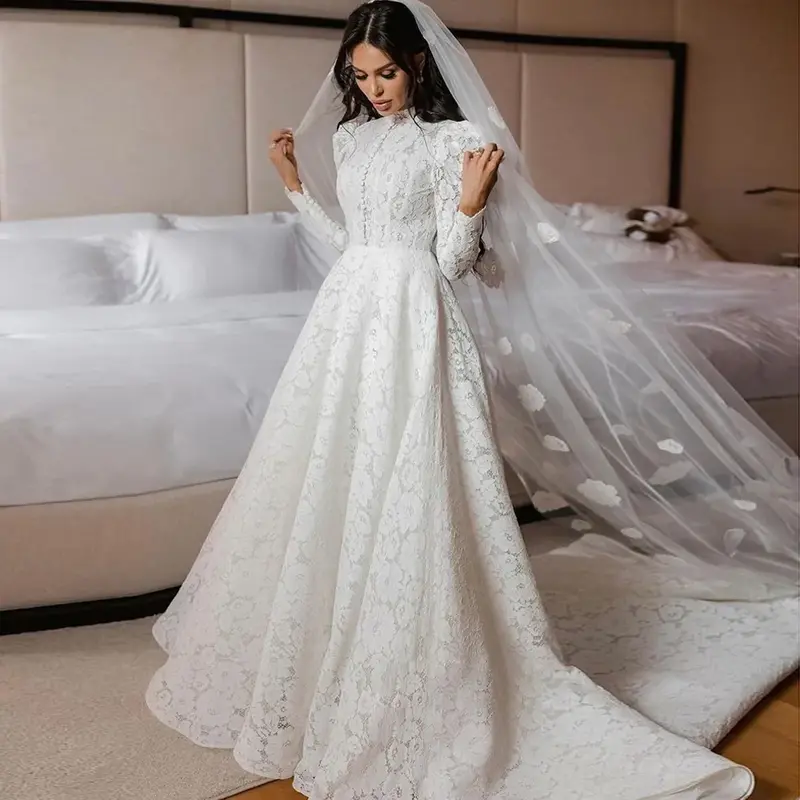 우아한 레이스 A 라인 웨딩 드레스, 하이넥 단추, 이슬람 아랍어 신부 가운, 긴 소매 해변 교회 가운