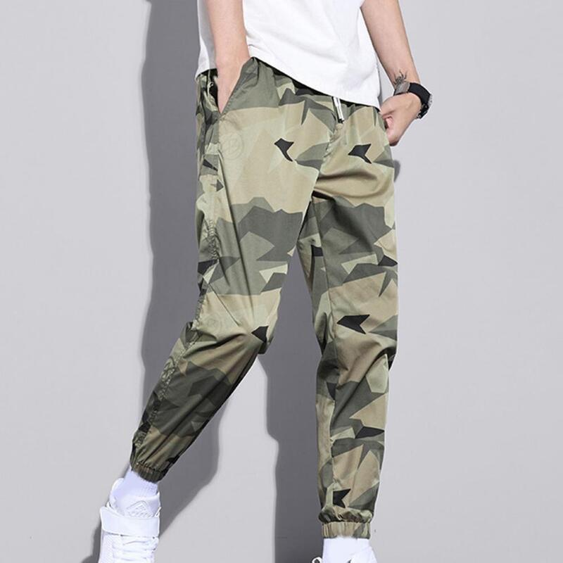 Men Pants Hip-hop Style Loose Ankle-banded Camouflage Print Elasic Waist Cargo Pants Daily Garment 