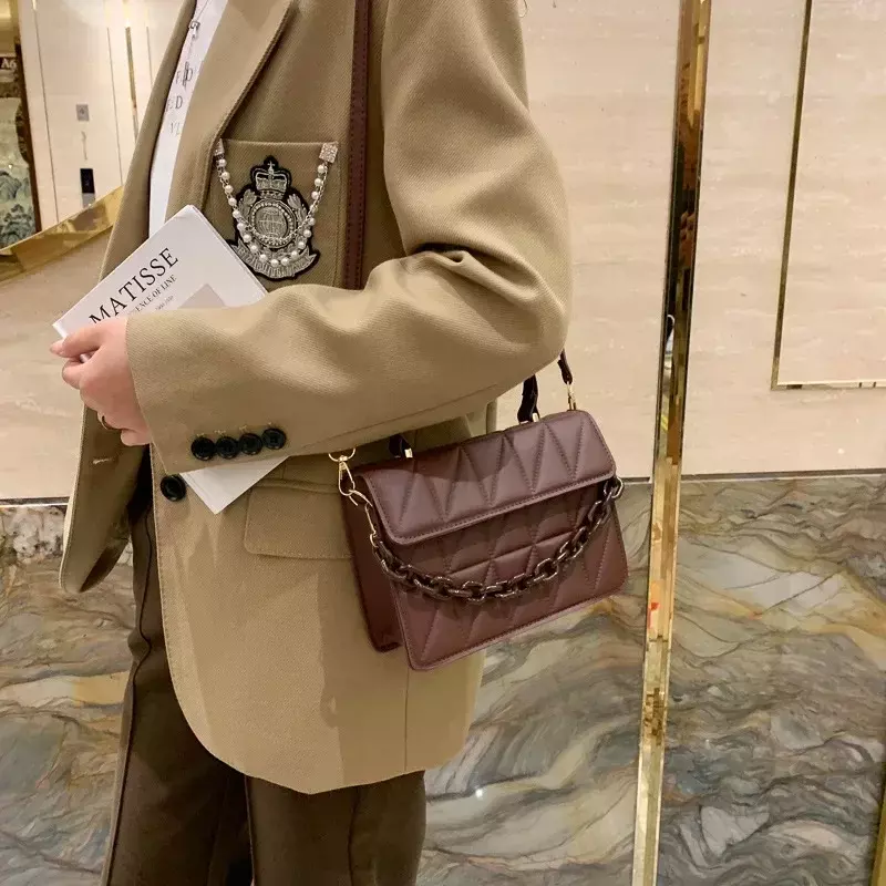 حقيبة كتف عصرية منقوشة للنساء ، محفظة صغيرة ، حقائب يد مصممة ، حقيبة سلسلة عصرية ، حقائب كروس بودي ، علامة تجارية ، ZV02