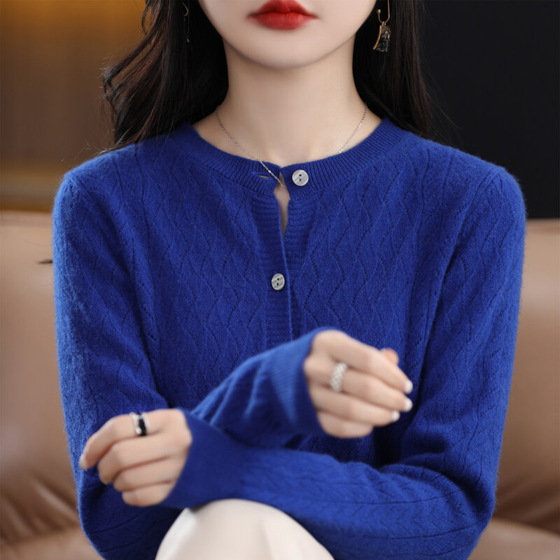 Cardigan all'inizio della primavera maglione di pura lana da donna O collo 2023 nuovo stile coreano moda piccola fragranza maglione Versatile di colore puro