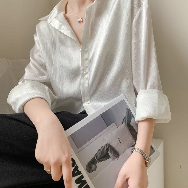 QWEEK Biała satynowa koszula z długim rękawem Kobieta Biuro Panie Vintage Elegancka bluzka z guzikami Wiosna Stare pieniądze Estetyczny koreański trend