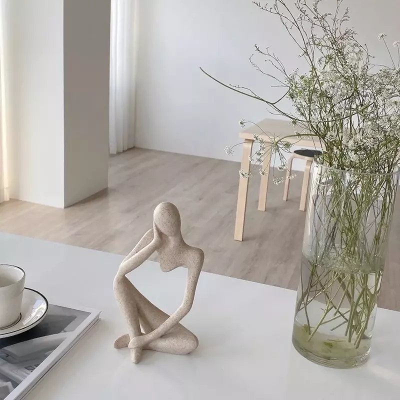 Ornamen meja Maison dekorasi rumah ruang tamu Nordic Figurine Yoga patung abstrak Thinker warna pasir