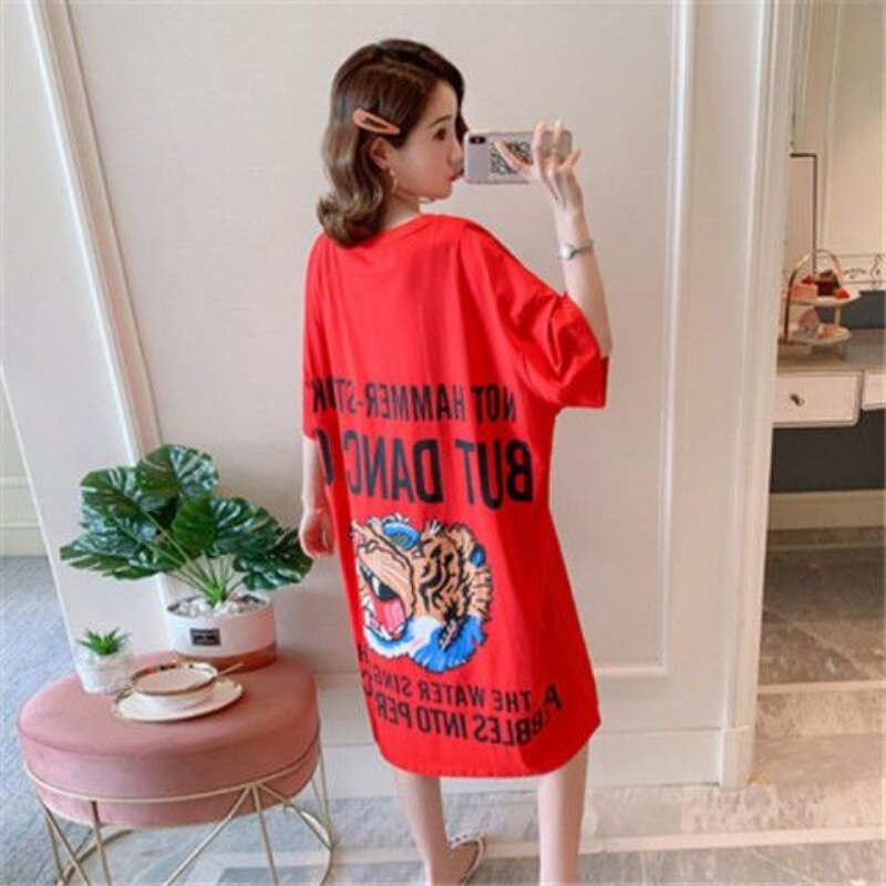 Roupas femininas folgadas de verão, comprimento médio, camiseta tigre de manga curta, vestido plus size, vermelho brilhante, pijamas sexy, versão coreana, nova