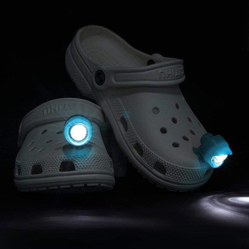 2pc Scheinwerfer für Krokodil kleine Lichter Modi Schuhe Charms Clog Sandalen Schuhe Dekoration Laufen Camping lustige Schuh zubehör