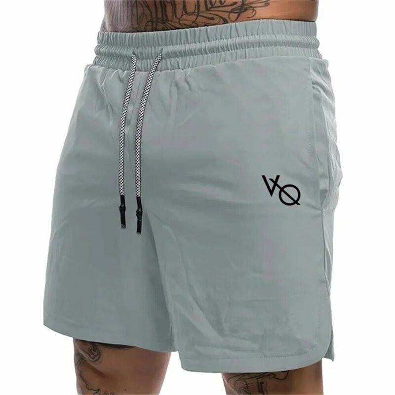 Neue Sommer-Shorts mit Kordel zug für Herren, bedruckt mit Buchstaben v und q, modische, atmungsaktive Fitness-Shorts für Casual Sports