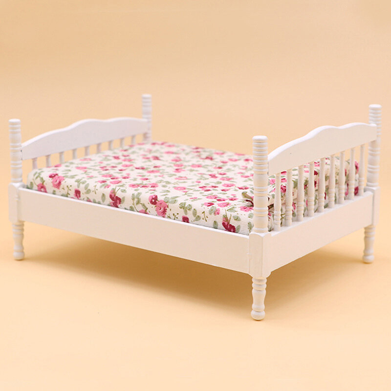 1:12 Dollhouse miniaturowe podwójne łóżko Model europejska sypialnia scena akcesoria meblowe dla lalek wystrój domu zabawki dla dzieci prezent