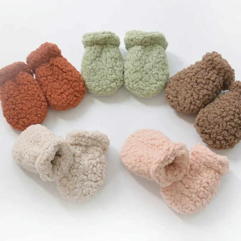 Manoplas cálidas para recién nacidos, guantes de estilo europeo de Color sólido para bebé, niño y niña, guante de lana para bebé, 1 par, Otoño e Invierno