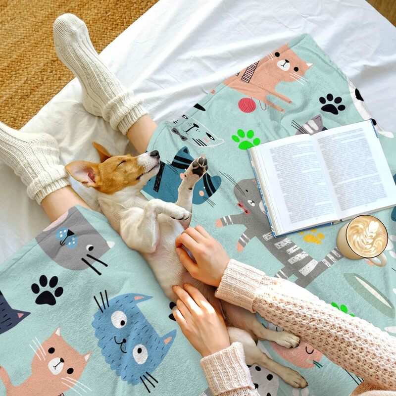 Animal blanket ultra soft flannel blanket as a gift for cat enthusiasts and women, suitable for children and adults