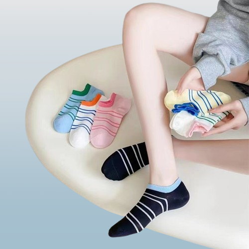2024 neue hochwertige Paar gestreifte unsichtbare Socken flachen Mund Damen Socken Sommer gestreifte farblich passende Socken