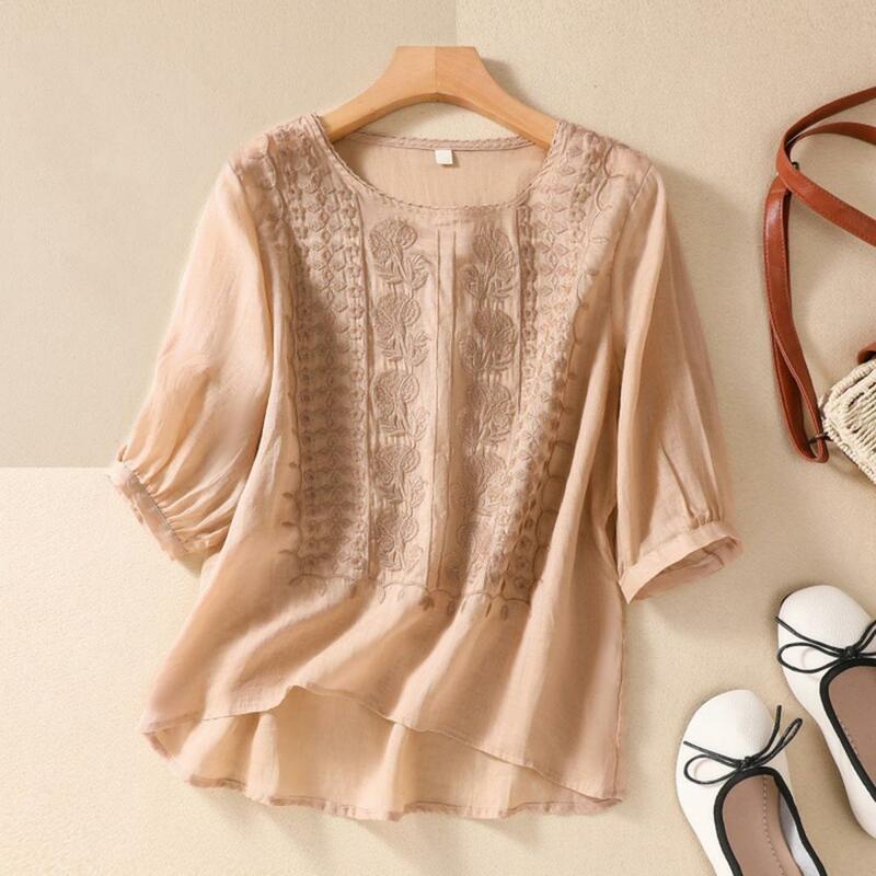Chic Women Summer Top Flower Embroidery Vintage Round Neck Half Sleeves Thin Dating Ethnic Loose Summer Blouse Female Clothes