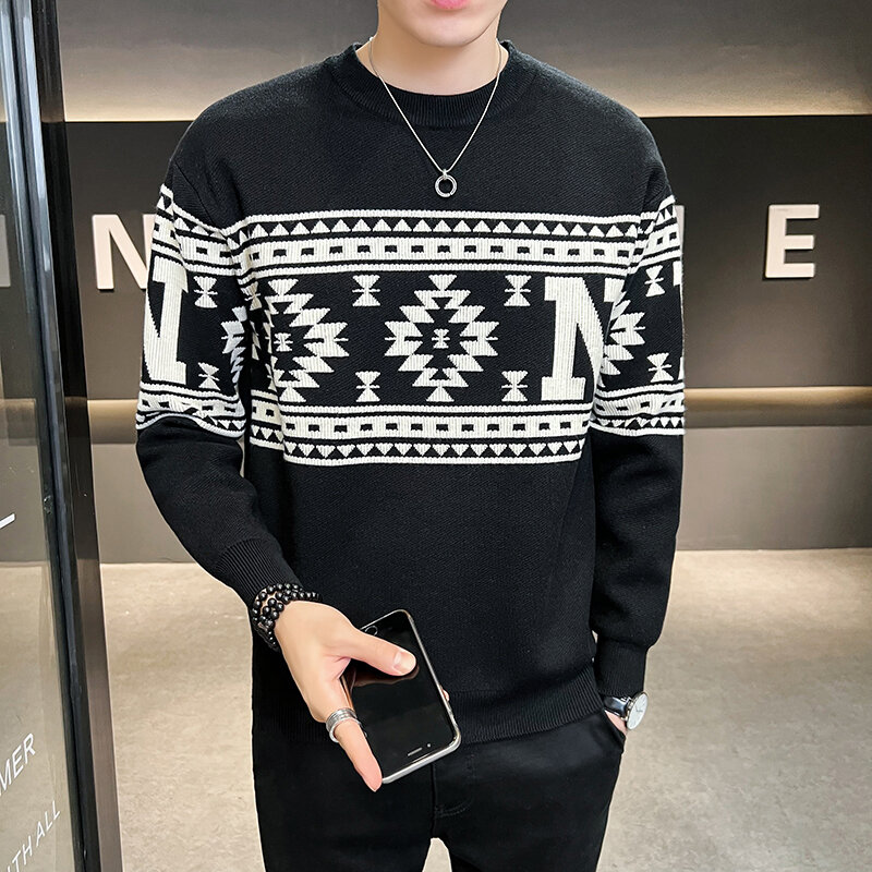 Sweter Rajutan Kasual Fashion Nyaman Hangat Cocok Warna Kepribadian Rajutan Leher Bulat Pullover Musim Gugur Musim Dingin Pria Baru