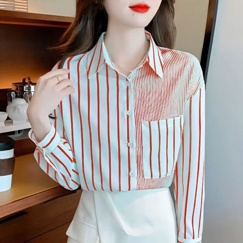 Camiseta holgada de manga larga para mujer, camisa con cuello tipo POLO, a rayas, con bolsillo, con múltiples botones, a la moda, versátil y Simple, novedad de verano